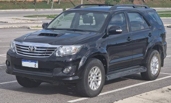 TOYOTA HILUX SW4 3.0 SRV 4X4 16V TURBO INTERCOOLER DIESEL 4P AUTOMÁTICO